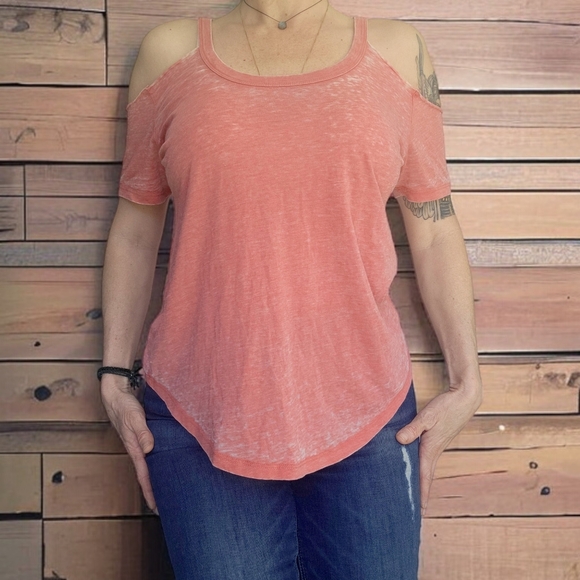 Z Supply Cold Shoulder Sleeve Top Peach Color - Picture 2 of 10